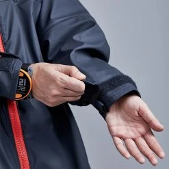 Gill Gill Aqua Parka Dry Robe 23 Gill Gill Aqua Parka Dry Robe -Professional Nautical Clothing Store Gill Aqua Parka 2022 Graphite 5024 Adjustable Cuffs 1